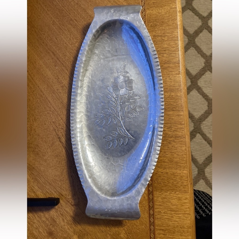 Vintage Continental Silver Co  Wild Rose 1071  Hammered Tray platter